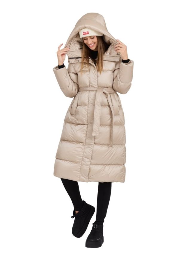 Hetrego - HETREGO Beżowy damski puchowy płaszcz Karen Woman Quilted Coat. Kolor: beżowy. Materiał: puch. Długość rękawa: długi rękaw. Długość: do kolan. Wzór: bez wzorów. Styl: elegancki