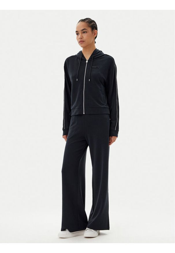 EA7 Emporio Armani Dres 7W000119 AF12643 UC001 Czarny Loose Fit. Kolor: czarny. Materiał: syntetyk