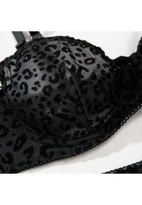 Intica - Komplet bielizny trzyczęściowy z eleganckimi detalami Alizee. Kolor: czarny. Materiał: tkanina, materiał #8