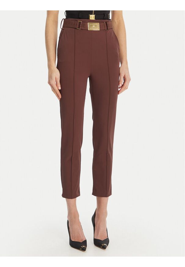Elisabetta Franchi Spodnie materiałowe PA-132-61E2-V350 Brązowy Regular Fit. Kolor: brązowy. Materiał: syntetyk