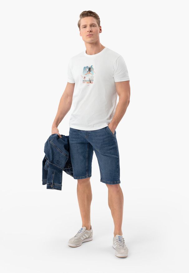 Volcano - Szorty jeansowe, Regular Fit, E-CARST. Okazja: na co dzień. Materiał: jeans. Długość: krótkie. Styl: casual, sportowy