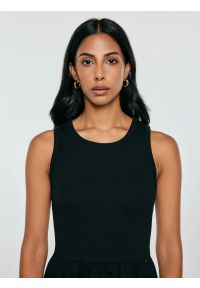 Big-Star - Sukienka damska midi bawełniana czarna Kamasi 906. Kolor: czarny. Materiał: bawełna. Długość rękawa: na ramiączkach. Wzór: prążki. Sezon: lato. Styl: elegancki. Długość: midi #6