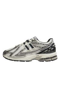 Buty do chodzenia dla dorosłych New Balance 1906R Silver Black. Kolor: szary, biały, wielokolorowy. Sport: turystyka piesza