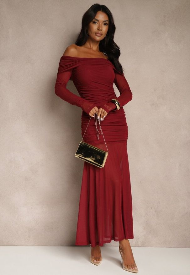 Renee - Bordowa Koktajlowa Sukienka z Prześwitującymi Rękawami i Marszczeniem Haludea. Okazja: na imprezę. Kolor: czerwony. Styl: wizytowy