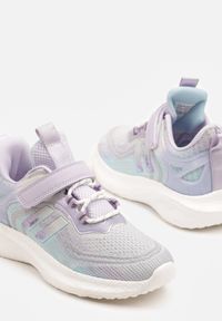 Born2be - Szaro-Fioletowe Buty Sportowe Sneakersy Ozdobione Paskami Neosetia. Okazja: na co dzień. Zapięcie: pasek. Kolor: szary. Materiał: jeans. Wzór: aplikacja. Obcas: na obcasie. Wysokość obcasa: niski