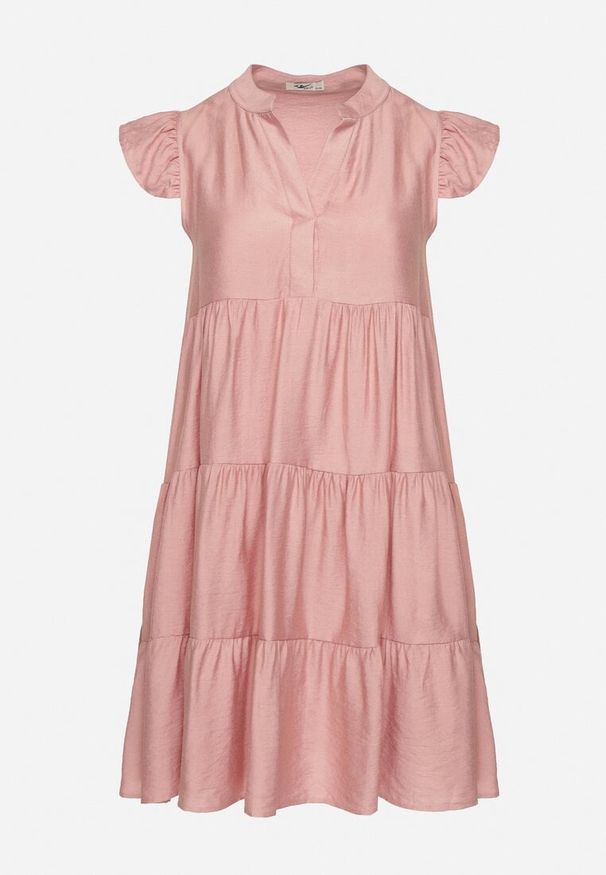 Born2be - Ciemnoróżowa Sukienka o Rozkloszowanym Kroju z Dekoltem w Serek Meverina. Okazja: na co dzień. Typ kołnierza: dekolt w serek. Kolor: różowy. Długość rękawa: krótki rękaw. Wzór: aplikacja. Typ sukienki: rozkloszowane, proste. Styl: casual, elegancki