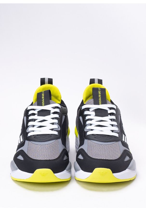 Sneakersy męskie czarne EA7 Emporio Armani X8X070 XK165 Q603. Okazja: do pracy, na spacer, na co dzień. Kolor: czarny. Sport: turystyka piesza