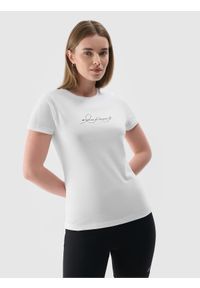 4f - T-shirt slim z nadrukiem damski - biały. Okazja: na co dzień. Kolor: biały. Materiał: materiał, dzianina, jersey. Wzór: nadruk. Styl: casual, klasyczny, sportowy #1