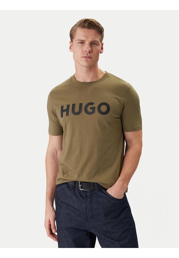 Hugo - HUGO T-Shirt Dulivio 50467556 Khaki Regular Fit. Kolor: brązowy. Materiał: bawełna