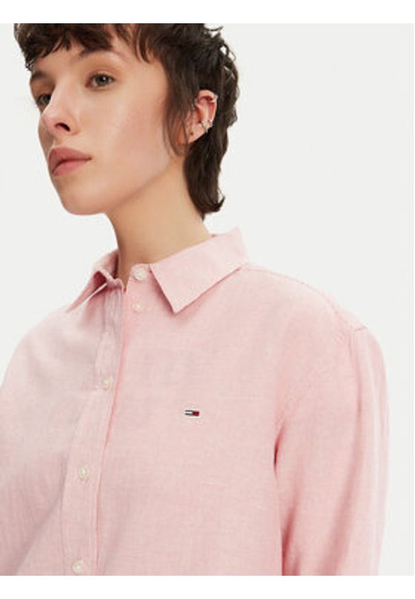 Tommy Jeans Koszula DW0DW20292 Różowy Relaxed Fit. Kolor: różowy. Materiał: bawełna