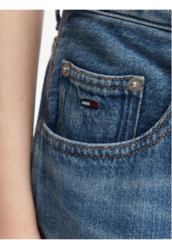 Tommy Jeans Szorty jeansowe DW0DW22693 Niebieski Relaxed Fit. Kolor: niebieski. Materiał: bawełna