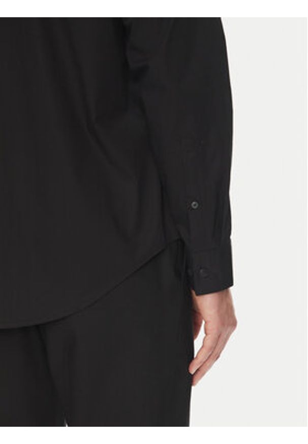 Calvin Klein Koszula Essential LV019EU001 Czarny Regular Fit. Kolor: czarny. Materiał: bawełna