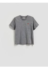 Reserved - Bawełniany T-shirt z haftem - inny. Materiał: bawełna. Wzór: haft