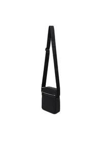 Calvin Klein Saszetka Contrast Reporter LV04D3175G Czarny. Kolor: czarny. Materiał: materiał