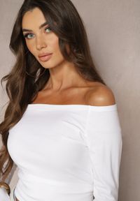 Renee - Biała Bluzka z Bawełny z Wycięciem na Kciuk Valwiwi. Okazja: na co dzień. Kolor: biały. Materiał: bawełna. Styl: casual