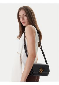 TOMMY HILFIGER - Tommy Hilfiger Torebka Th Script Flap Crossover AW0AW18399 Czarny. Kolor: czarny. Materiał: skórzane #1