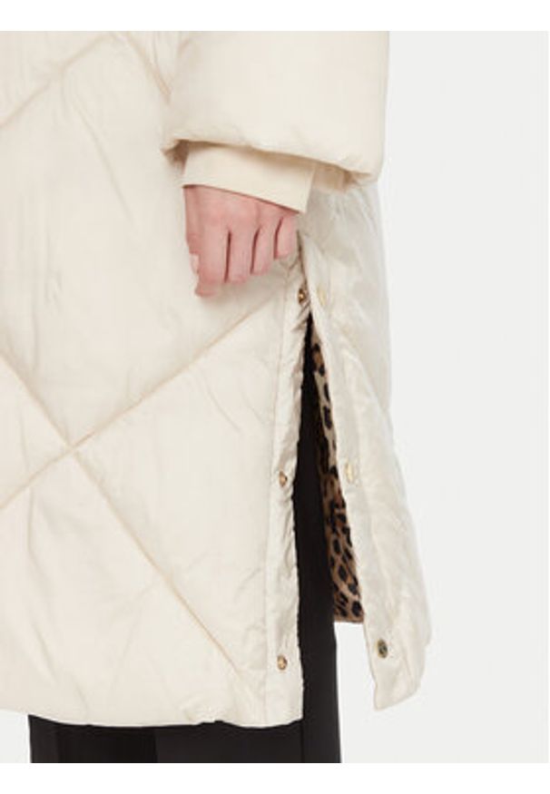 LOLA CASADEMUNT Kurtka zimowa LF2501002 Beżowy Relaxed Fit. Kolor: beżowy. Materiał: syntetyk. Sezon: zima