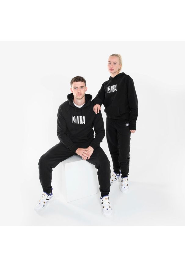 TARMAK - Bluza z kapturem do koszykówki dla mężczyzn i kobiet Tarmak NBA 900. Typ kołnierza: kaptur. Kolor: wielokolorowy, czarny. Materiał: materiał, tkanina. Sport: koszykówka