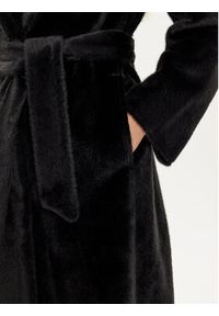 Guess Płaszcz zimowy Ada W4BL02 WGHM0 Czarny Regular Fit. Kolor: czarny. Materiał: syntetyk. Sezon: zima #5