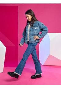 Sinsay - Jeansy flare z efektem sprania - niebieski. Kolor: niebieski #1