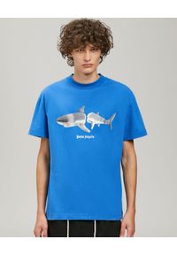 PALM ANGELS - Niebieski t-shirt z nadrukiem Shark. Kolor: niebieski. Materiał: bawełna. Wzór: nadruk. Styl: klasyczny #1