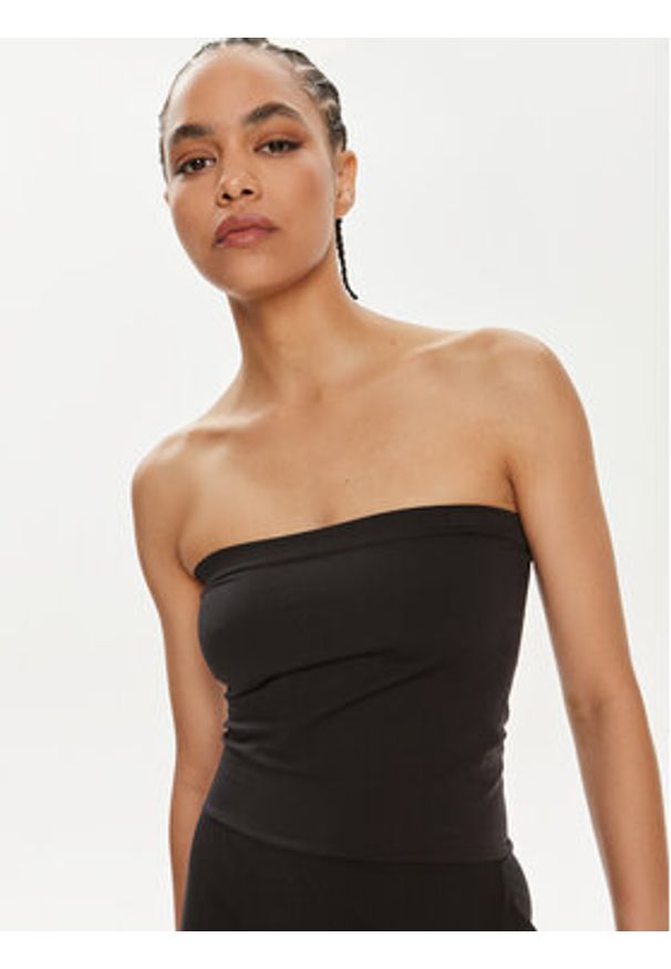 Wolford Kombinezon Aurora 55585 Czarny Slim Fit. Kolor: czarny