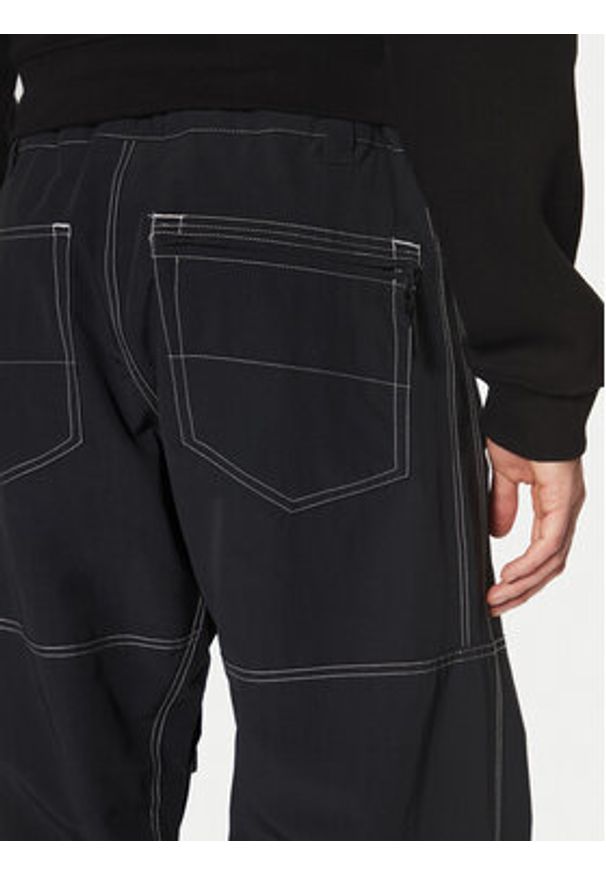 Quiksilver Spodnie snowboardowe Live Wire EQYTP03211 Czarny Relaxed Fit. Kolor: czarny. Materiał: syntetyk. Sport: snowboard