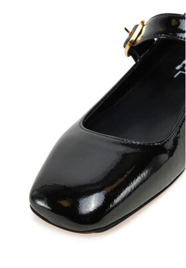 AGL Półbuty Angie L Bebe D557004PCPLUME0000 Czarny. Kolor: czarny. Materiał: lakier, skóra