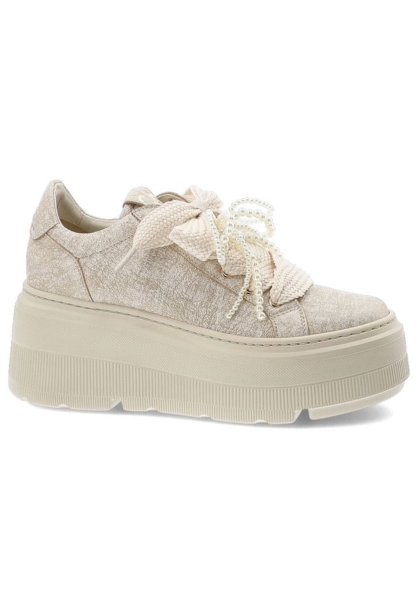 CheBello - Złote Sneakersy Chebello Stylowe Obuwie Damskie Na Platformie. Kolor: złoty. Szerokość cholewki: normalna. Wzór: aplikacja. Obcas: na platformie. Styl: elegancki