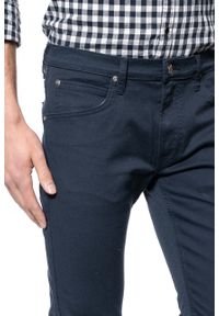 Lee - LEE LUKE MĘSKIE SPODNIE JEANSOWE DARK MARINE L719LE37 112119146. Styl: marine #5