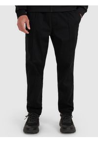 4f - 4F Spodnie casual z przeszytym kantem męskie - czarne XL. Okazja: na co dzień. Kolor: czarny. Materiał: bawełna, materiał, tkanina. Styl: casual