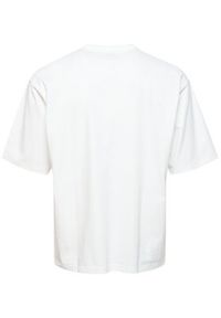 Casual Friday T-Shirt 20504712 Écru Regular Fit. Okazja: na co dzień. Materiał: bawełna. Styl: casual #4