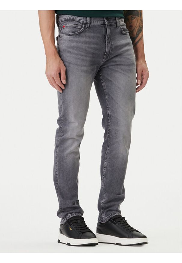 Hugo - HUGO Jeansy 50556103 Szary Slim Fit. Kolor: szary