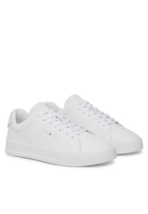 TOMMY HILFIGER - Tommy Hilfiger Sneakersy Th Court Lth Detail Ess FM0FM05367 Biały. Kolor: biały. Materiał: skóra