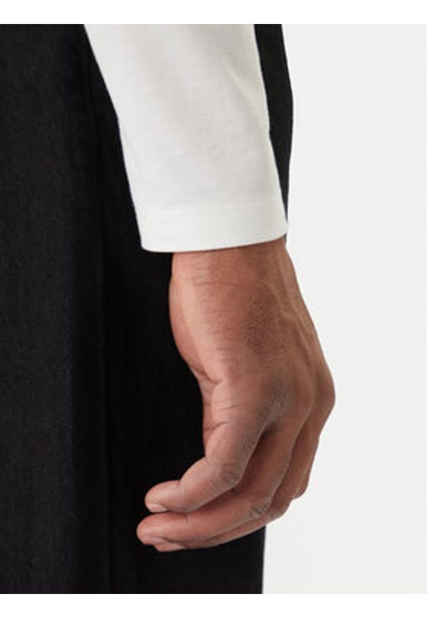 Jack & Jones Polo Blualves 12287520 Biały Regular Fit. Typ kołnierza: polo. Kolor: biały. Materiał: bawełna