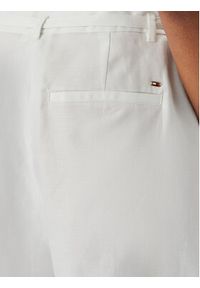 TOMMY HILFIGER - Tommy Hilfiger Szorty materiałowe WW0WW49040 Biały Wide Leg. Kolor: biały. Materiał: len, syntetyk #4