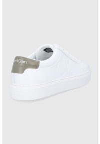 Calvin Klein buty skórzane kolor biały. Nosek buta: okrągły. Zapięcie: sznurówki. Kolor: biały. Materiał: skóra