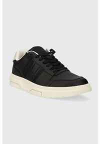 Tommy Jeans sneakersy TJM MIX MATERIAL CUPSOLE 2,0 kolor czarny EM0EM01331. Nosek buta: okrągły. Kolor: czarny. Materiał: poliester, guma #3