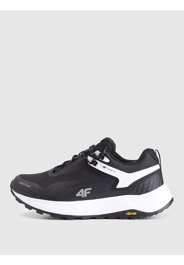 4f - 4F Niskie buty trailowe z membraną męskie - czarne 42. Kolor: czarny. Materiał: guma. Szerokość cholewki: normalna. Sport: bieganie
