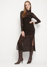 Born2be - Brązowa Dopasowana Sukienka Koktajlowa z Wiskozą z Welurowym Wzorem Kwiatów Alerre. Okazja: na co dzień. Kolor: brązowy. Materiał: welur, wiskoza. Długość rękawa: na ramiączkach. Wzór: kwiaty. Styl: wizytowy #7