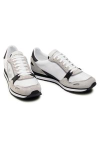 Emporio Armani Sneakersy X4X537 XM678 N638 Biały. Kolor: biały #4