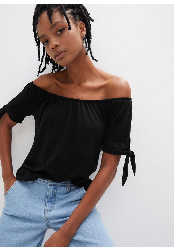 bonprix - Bluzka Carmen z ozdobnym wiązaniem. Typ kołnierza: typu carmen. Kolor: czarny