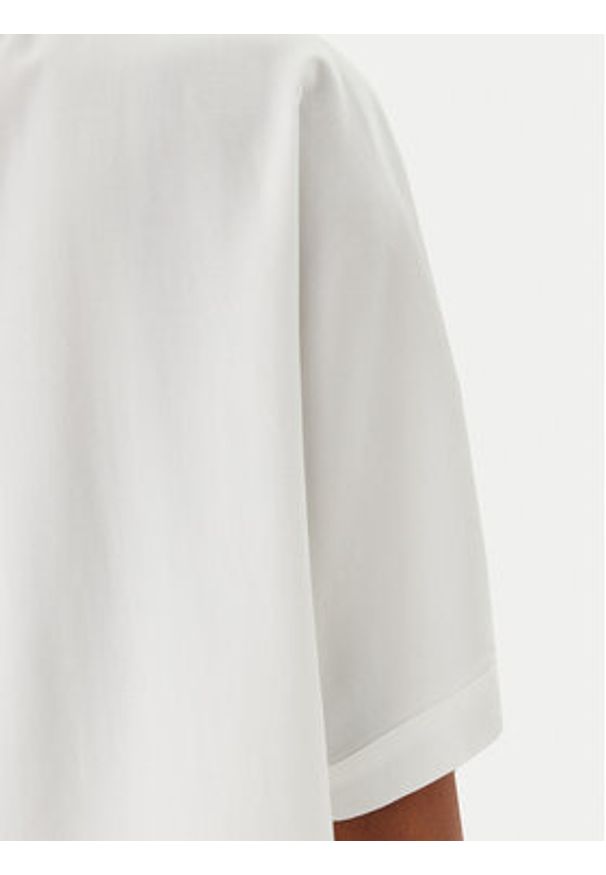 Marc O'Polo Bluzka 503 0840 41013 Biały Relaxed Fit. Typ kołnierza: polo. Kolor: biały. Materiał: lyocell