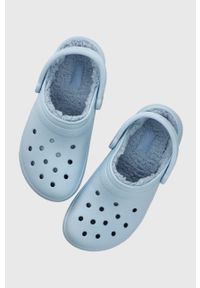 Crocs klapki Classic Lined Clog damskie kolor niebieski 203591. Nosek buta: okrągły. Kolor: niebieski. Materiał: materiał #1