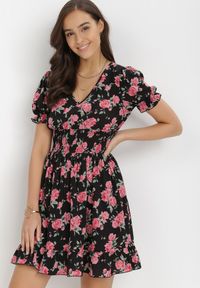Born2be - Czarna Sukienka Aethiliana. Kolor: czarny. Długość rękawa: krótki rękaw. Długość: mini #5