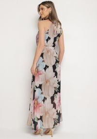 Born2be - Czarna Sukienka z Plisami Wiązaniem i Paskiem z Klamrą Nitenna. Okazja: na imprezę, na co dzień. Kolor: czarny. Długość rękawa: bez rękawów. Typ sukienki: rozkloszowane. Styl: elegancki, casual, klasyczny #7