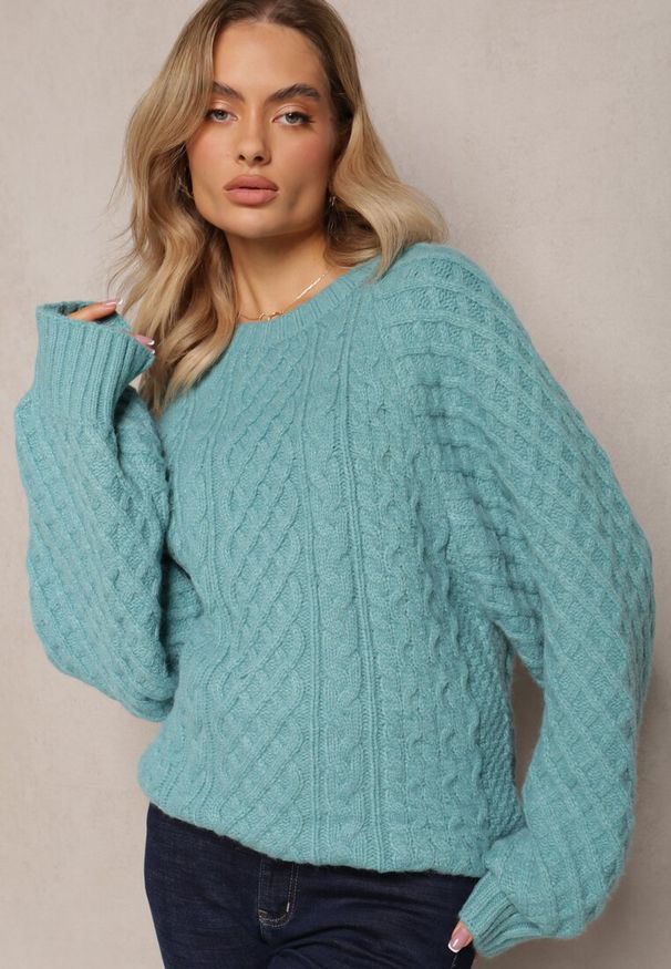 Renee - Miętowy Długi Sweter Ozdobiony Drobnym Splotem Killoe. Kolor: miętowy. Materiał: jeans. Długość: długie. Wzór: aplikacja, ze splotem