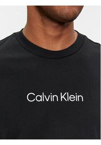 Calvin Klein Longsleeve Hero K10K112396 Czarny Regular Fit. Kolor: czarny. Materiał: bawełna. Długość rękawa: długi rękaw