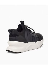 Ugg - UGG - Czarne sneakersy LA Daze. Kolor: czarny. Materiał: guma. Szerokość cholewki: normalna