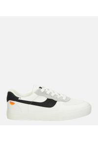 Casu - Białe buty sportowe sznurowane casu k298. Kolor: czarny, wielokolorowy, biały